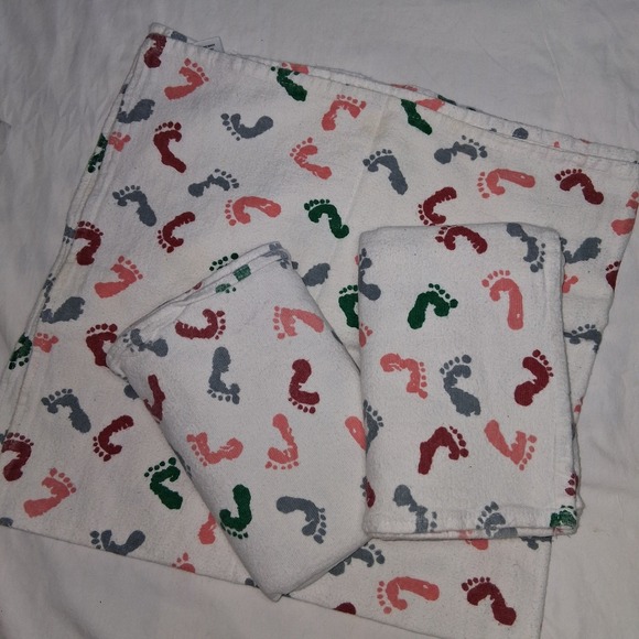 Standard‎ Textile White Cotton Footprint Baby Washcloths Set of 3 - Picture 2 of 3